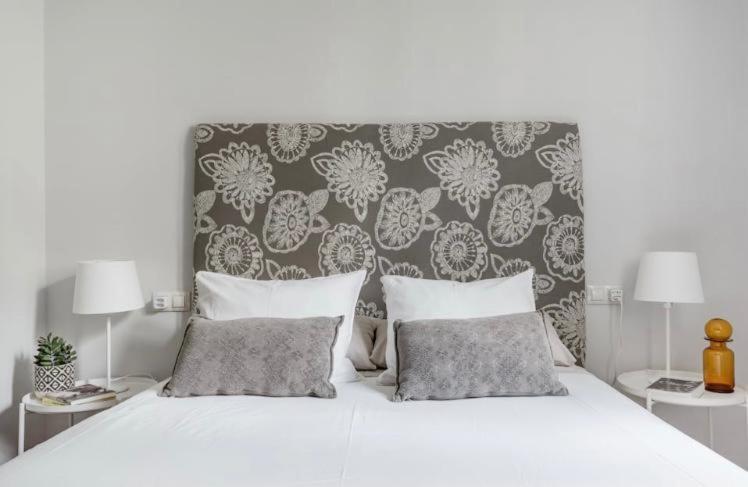 Apartamentos La Llum Alicante Eksteriør billede