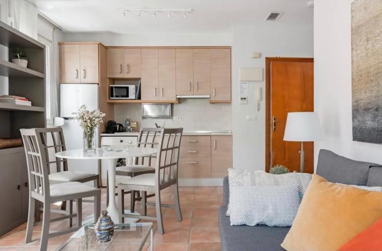 Apartamentos La Llum Alicante Eksteriør billede