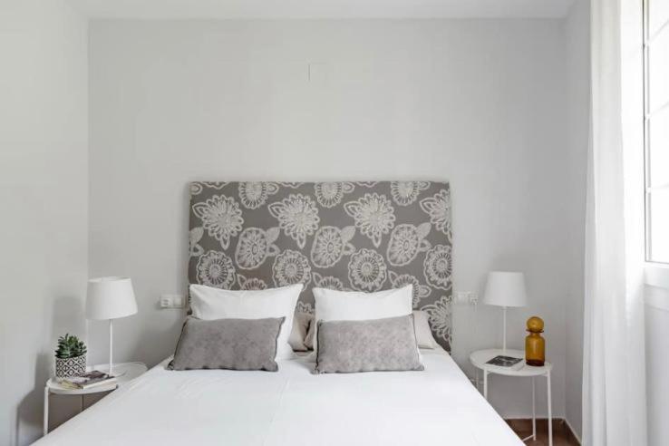 Apartamentos La Llum Alicante Eksteriør billede